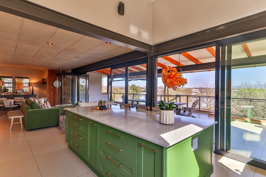 4 Bedroom Property for Sale in The Coves North West